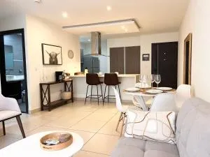 CR MARIPOSA RENTALS SANTA ANA RIVERPARK 2 BR, 2BH, Pool, Gym, WALK EVERYWHERE - Palmichal CR MARIPOSA RENTALS SANTA ANA RIVERPARK 2 BR, 2BH, Pool, Gym, WALK EVERYWHERE - Palmichal