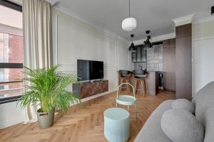 DOKI Living by Blue Mandarin Parking & Foodhall