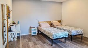Adriroomsrho