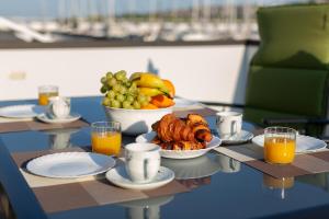 Floating Sea House SHARK 3