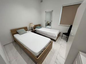 Mellieha Spacious Apt back Terrace Prime Location