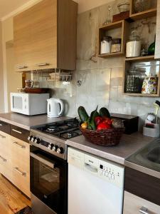 Domek na wsi kieleckiej