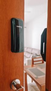 Apê com Churrasqueira na varanda a 400m da praia da Aviação