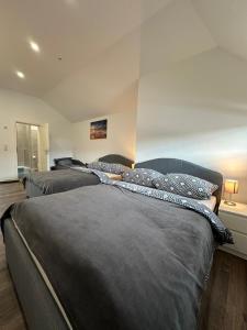 Gästehaus Bützfleth, Rad-Hotel, Arbeit & Privat, Bed & Breakfast, Mitten am Elb-Rad-Wanderweg