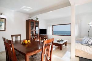 Casa Luisa Anclada frente al mar