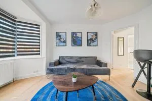 2 Bed Luxury Parking and Garden - Close to Heathrow - 希灵登