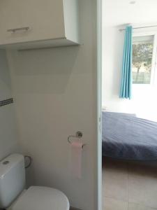 Maisons de vacances Tiny house avec piscine a Figari : photos des chambres