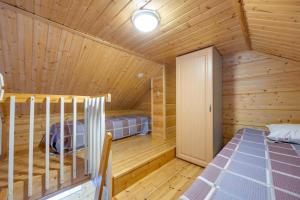 Lomahuoneisto Karkelopirtti 2 B