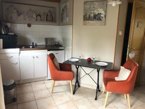 Maisons de vacances Le clos de la Pommeraie maisonnette : photos des chambres