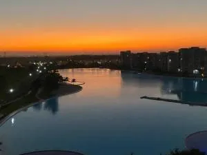 PH Departamento último piso frente a laguna azul - El Jobo