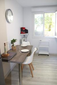 Appartements Appartement hyper centre avec garage prive : photos des chambres