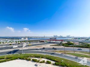 Breath taking Studio with Balcony & Stunning Views