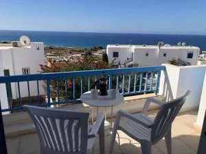 Ikaria Village Magnificent 2 bed with sea views - Khlorakas