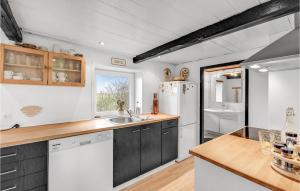 Cozy Home In Hemmet With Wifi