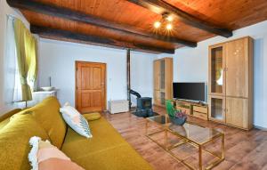 1 Bedroom Cozy Home In Blaskovec 