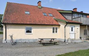 Gorgeous Home In Tomelilla With Wifi