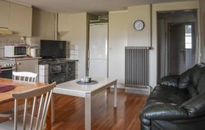 Gorgeous Home In Tomelilla With Wifi