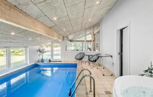 Nice Home In Væggerløse With Sauna