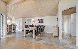 Beautiful Home In Vinderup With Sauna