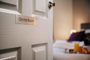 Spacious 4-bed Ample Parking Fast WiFi Contractor Family Friendly