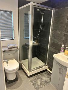 One bed and bathroom with kitchen for self catering Alness