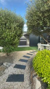 Appartements Aloha Studio &SPA en bordure de garrigue : photos des chambres