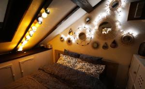 Studio "Sous les Toits" - Charmant et calme - Gare et Tram à 4 min