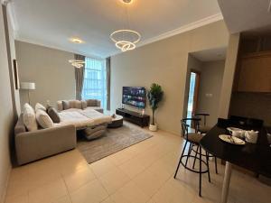 1BR in Mayfair tower Business bay! Burj views, close to Dubai mall