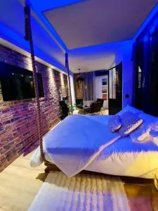 Saphir Spa - Sauna Balnéo Chromothérapie Massage - 格里希