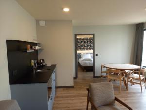 Hotels La Maison Rabelais : photos des chambres