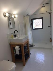 Appartement 2 chambres dans villa avec jardin