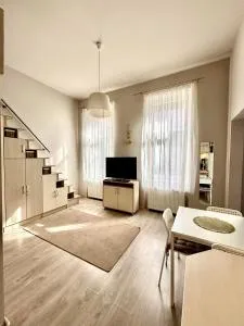 Ava Central Residence - Pestj