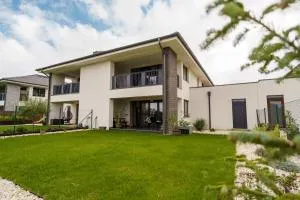 25 Courtyard Studio - Tešedíkovo