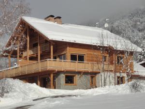 Appartements Chalet Prestige cheminee vue excep serrechevalierholidays : photos des chambres