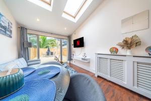 Quite & Cozy 2 Bedroom with Private Garden in Wimbledon - Minutes from Central London