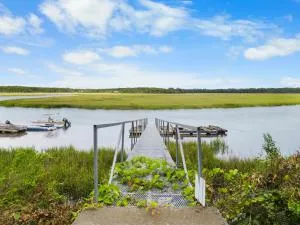 Apartment On Deep Water With King Bed - 列治文山