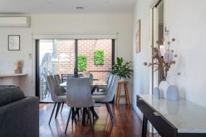 The Leon A Family Friendly Coastal Abode