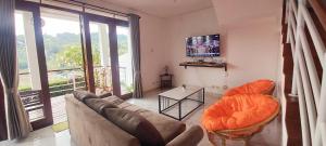 Biệt Thự (Villa)