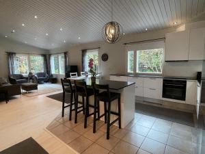 Spacious and quiet single-family home in Espoo - Ubytování bez kategorie ve městě Espoo