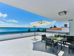 Modern Villa Futura with pool