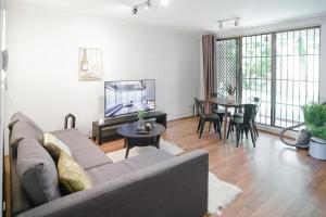 Surry Hills 2Br APT near Sydney Opera House