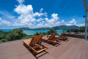 Ocean Bliss - Sapphire Bay 3BR Apartment 812 with Terrace and Awe-Inspiring Views of Patong Bay
