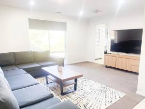 Lovely House at Lake Albert