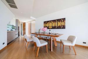 Luxury Ocean View 2BR Apartment 82 in Sapphire Bay Residence, near Patong and Paradise Beach