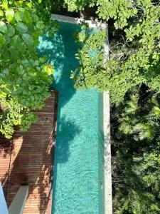 4 Story Villa, Private Pool & Jungle Rooftop - Tancar