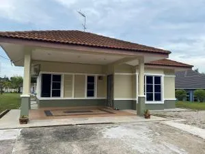 Homestay D Zamrud Izhansif - 哥打丁宜 Homestay D Zamrud Izhansif - 哥打丁宜