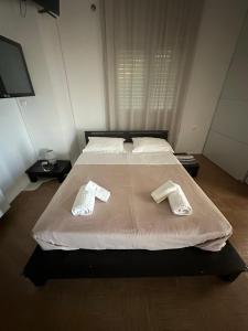 SolMar Aegina with private pool - jacuzzi