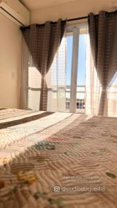 Lindo Apto bem localizado com estacionamento