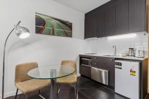 Cozy 1BR Apt in Downtown Melbourne w Wi-Fi