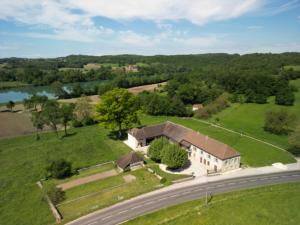 Gîtes et Chambre dHôtes Le Vieux Chêne